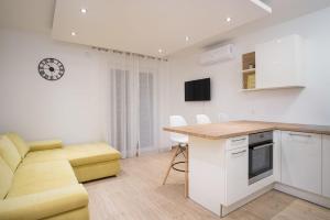Kuchyň nebo kuchyňský kout v ubytování Seaside apartments Polić, Rogoznica