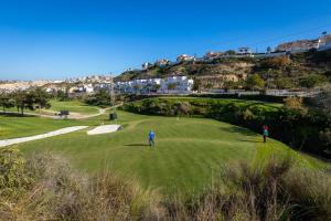 Golf pri vile alebo okolí