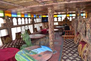 Fotografie z fotogalerie ubytování Hôtel Amgoune v destinaci Boumalne