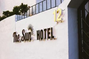 Logo-ul sau firma acestui acest hotel