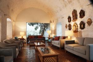Posezení v ubytování San Agustin Posada del Monasterio