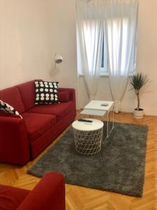 Posedenie v ubytovaní La Madre