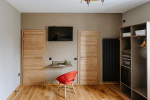 TV a/nebo společenská místnost v ubytování Rooms VERDE