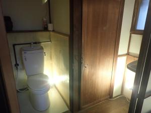 Koupelna v ubytování Kominka Guesthouse Hagi Akatsukiya + 19 fotografií