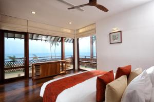 Letto o letti in una camera di Anantaya Resort & Spa Chilaw