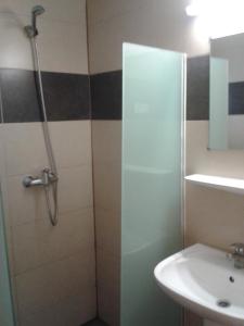 Kúpeľňa v ubytovaní Apartman Nóra