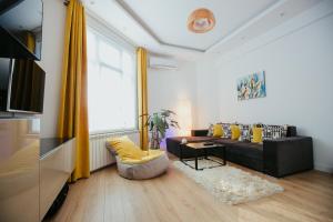 Gallery image of Color Apartments Corneliu Coposu 1A street in Bucharest