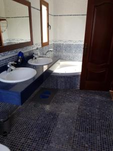 A bathroom at Villa Papagayo