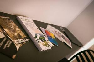The library in Az apartmant