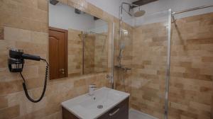 MER Guest House B&B的一间浴室