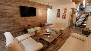 MER Guest House B&B的休息区