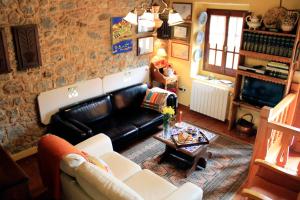 Posezení v ubytování Casas Rurales Pradina I y II