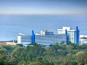 Mercure Convention Center Ancol dari pandangan mata burung