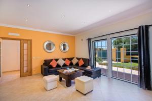 Gallery image of Villa Nincha - Heated Pool - Free wi-fi - Air Con in Albufeira