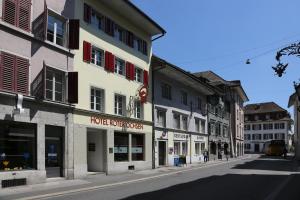 The surrounding neighborhood or a neighborhood close to a szállodákat