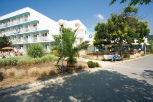 Gallery image of Kaliopa Hotel in Albena