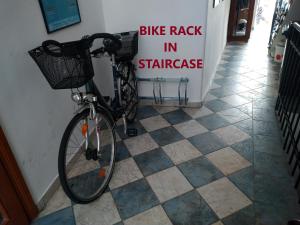 Jízda na kole v ubytování Kisfaludy Sándor Apartman nebo okolí