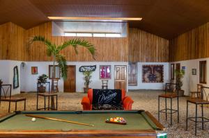 Τραπέζι μπιλιάρδου στο LA DOLCE VITA - on the Beach - Samara