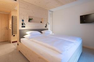 Postel nebo postele na pokoji v ubytování Mari Pop Hotel