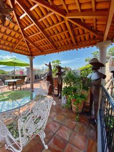 Balkón nebo terasa v ubytování Casa del Sol Inn