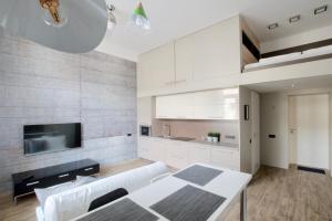 Gallery image of Standard Apartment by Hi5 - Gellért Spa Area in Budapest