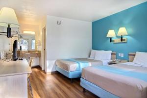 Postel nebo postele na pokoji v ubytování Motel 6-Lubbock, TX