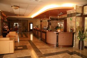 Vstupní hala nebo recepce v ubytování Hotel Saturn + 37 fotografií