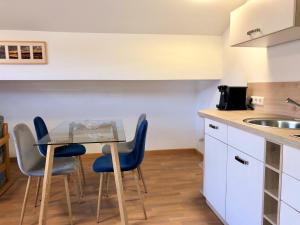Kuchyň nebo kuchyňský kout v ubytování Gästehaus Seeklause