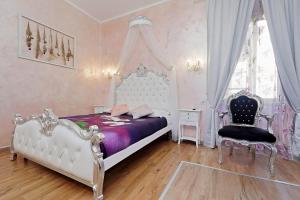 Posteľ alebo postele v izbe v ubytovaní Deluxe rooms and Chilling Jacuzzi Suite Guesthouse