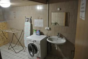Ένα μπάνιο στο Rheinau Apartment +13 φωτογραφίες