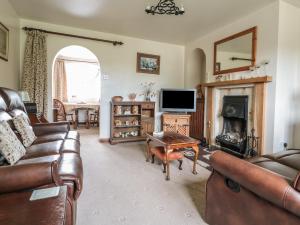 A seating area at Bredon View