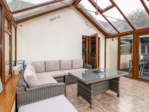 Gallery image of Dragonfly Lodge in Yaxham