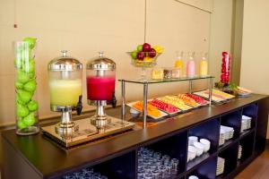 Comida no hotel ou em algum lugar perto