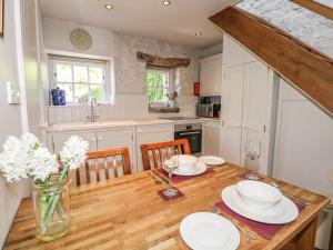 Dapur atau dapur kecil di The Studio +14 gambar