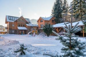 Fotografie z fotogalerie ubytování LAVANDA country club v destinaci Tatariv