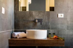A bathroom at Le Stanze Di Catia