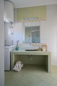 Ένα μπάνιο στο Šolta Life Apartments +30 φωτογραφίες