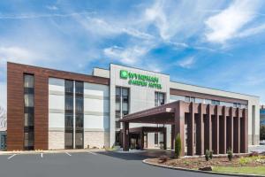 una representación de un edificio de oficinas de Wyncote en Wyndham Garden Marietta Atlanta North, en Marietta