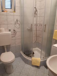 Koupelna v ubytování Apartments Jurkovic