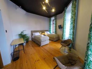 Posedenie v ubytovaní Apartamenty w Wieży