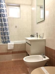 Koupelna v ubytování Berulia accommodation + 37 fotografií