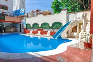 A piscina localizada em Hotel Hacienda María Eugenia Acapulco ou nos arredores