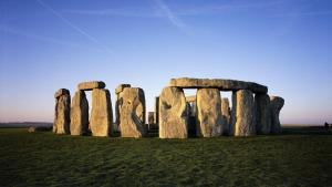 an image of an ancient monument in a field at Large Cosy House Ideal for Corporate Lets in Andover