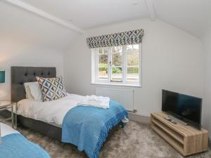 Gallery image of Lakeside Cottage in Macclesfield