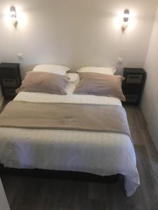 Postel nebo postele na pokoji v ubytování T2 entre mer et montagne