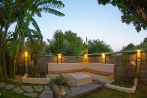 Taman di luar Thanh Thanh Mini Hotel +24 gambar
