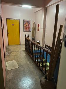 TV a/nebo společenská místnost v ubytování Smile Guesthouse Krabi
