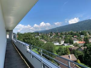 Fotografie z fotogalerie ubytování Luxus Penthouse Bregenz Feldmoos mit Whirlpool & riesen Terrasse, nahe Festspiele v destinaci Bregenz