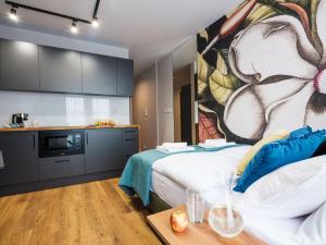 Kuchnia lub aneks kuchenny w obiekcie Aparthotel Inspire Miodova Residence