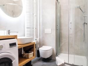 Łazienka w obiekcie Aparthotel Inspire Miodova Residence